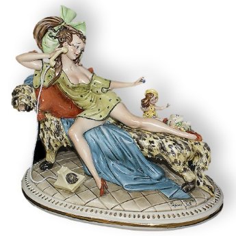 Статуэтка из фарфора Девушка с конфеткой Elite & Fabris 1820/EL