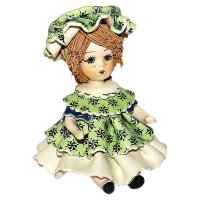 Статуэтка из фарфора Девочка в зеленом платье ZamPiva 00006