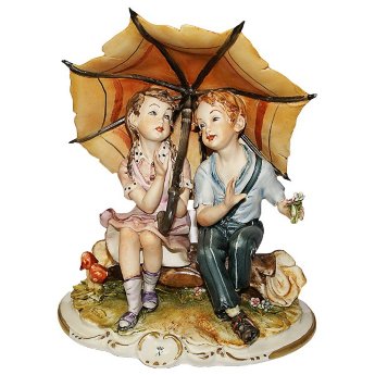 Статуэтка из фарфора Пара Детей под зонтиком La Medea 442/MED