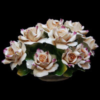 Цветочная  корзинка Чайные розы Artigiano Capodimonte