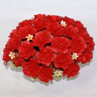 Фарфоровая  корзина красных роз Artigiano Capodimonte