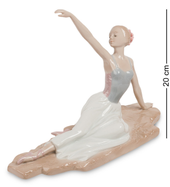 Фигурка Балерина на сцене Pavone 106355