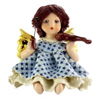 Статуэтка из фарфора девочка ангел со скрипкой ZamPiva