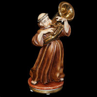 Статуэтка из фарфора Монах с тромбоном La Medea