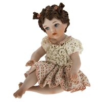 Фарфоровая статуэтка  куколка Chicca