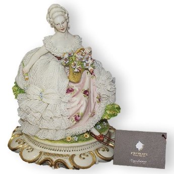 Статуэтка из фарфора Девушку с цветами Principe 1043/PP